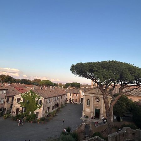 شقة La Casa Di Elia E Italo أوستِيا أنتيكا المظهر الخارجي الصورة